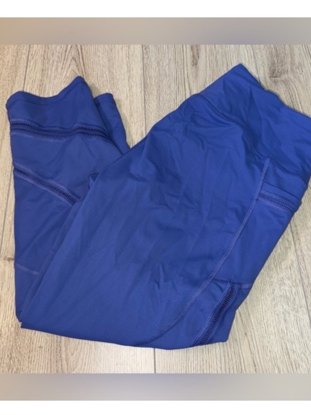 Victoria’s Secret sport blue knockout capri crop cropped leggings tights